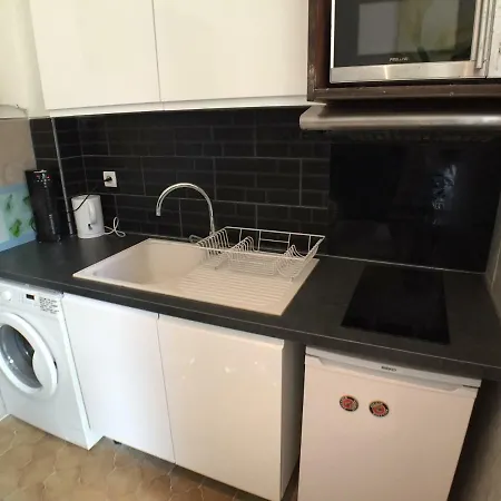 Niceaparts ニース