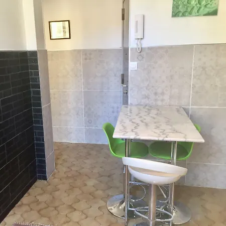 Niceaparts Appartement *