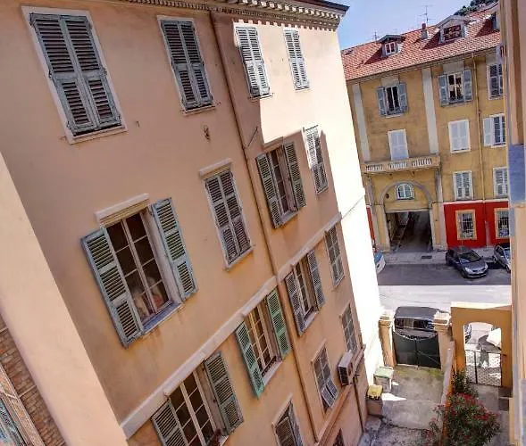 Niceaparts Apartmán